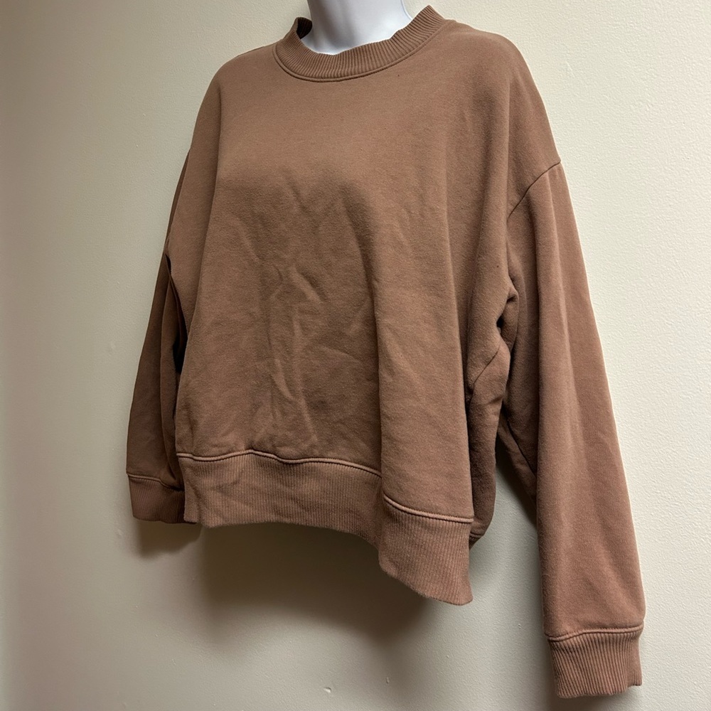 Crop sweater